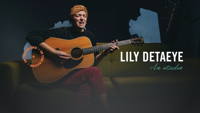 Lily DeTaeye in Studio